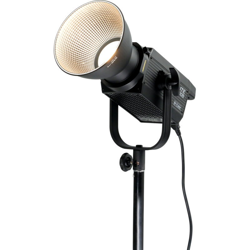 Nanlite FS-150B Bi-Colour 2 light kit with stand